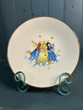 Gold Rim Angel Dinner Plate - White with Yellow & Blue Angel Motif